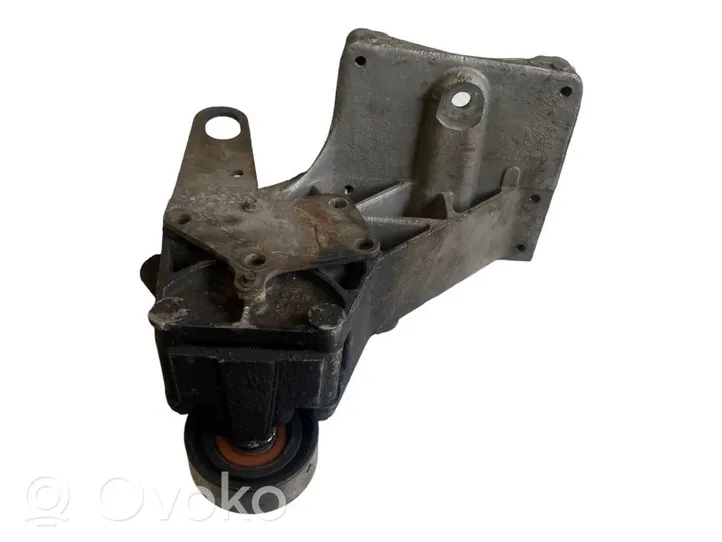 Land Rover Discovery Support, suspension du moteur ERR5893