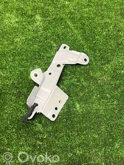 8491823 BMW M4 G82 G83 Other interior part, 10.00 € | RRR 