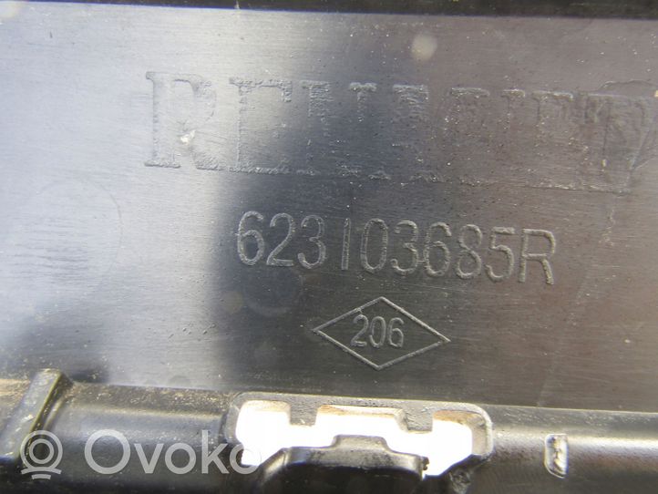 Renault Kadjar Maskownica / Grill / Atrapa górna chłodnicy 623103685r