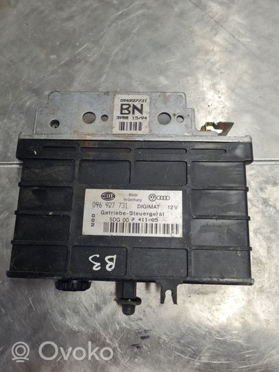 Volkswagen PASSAT B3 Module de contrôle de boîte de vitesses ECU 096927731