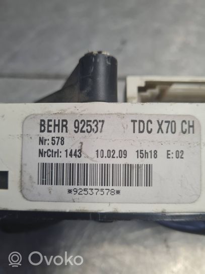 Renault Master II Climate control unit 92537578