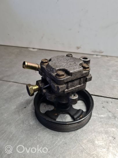 Infiniti I30 Power steering pump 5X220187