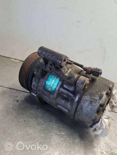 Volkswagen Transporter - Caravelle T4 Air conditioning (A/C) compressor (pump) 7D0820805F