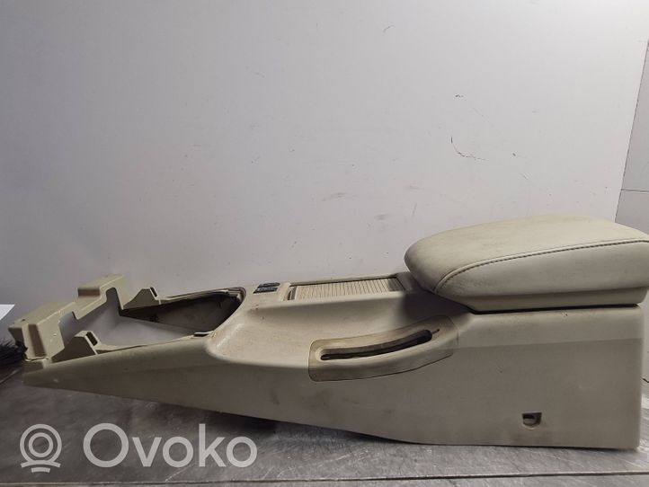 Infiniti I30 Center console 68430AL810