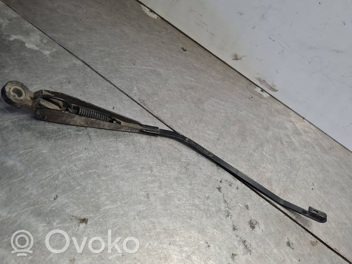 Volkswagen Transporter - Caravelle T4 Rear wiper blade arm 701955707