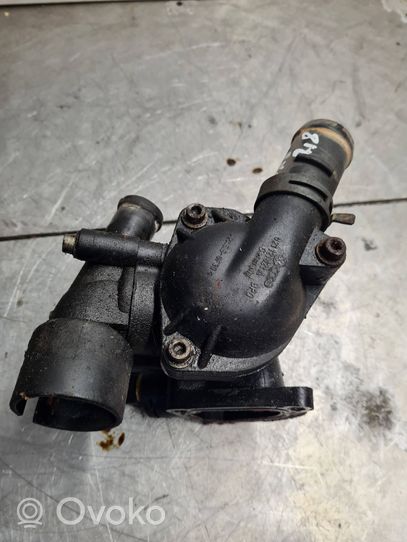 Volkswagen Sharan Termostato/alloggiamento del termostato 021121121A