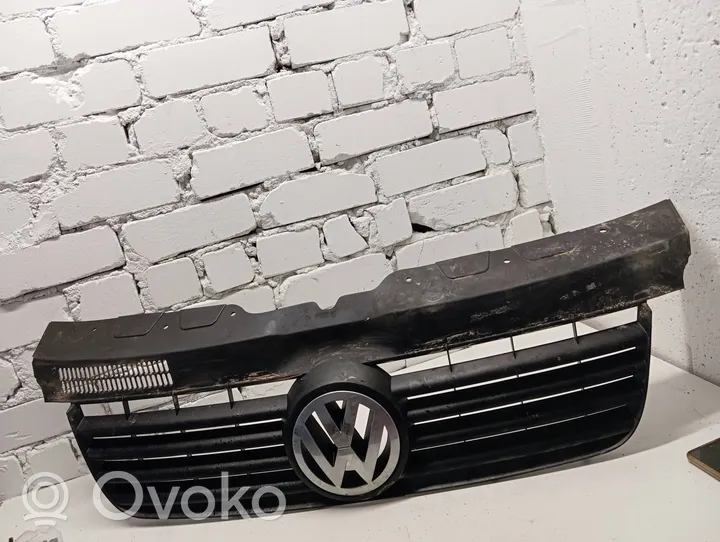 Volkswagen Transporter - Caravelle T5 Grille de calandre avant 7H0807101