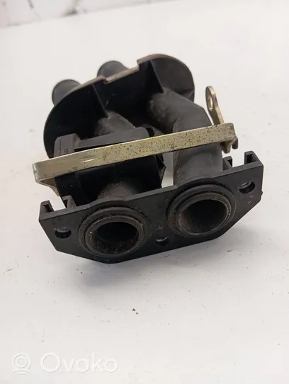 Volkswagen II LT Coolant heater control valve 400177