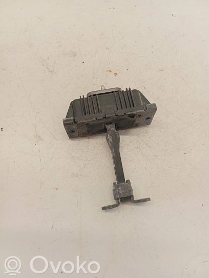 Mercedes-Benz Vito Viano W639 Türfangband Türfeststeller Türstopper vorne A6397200016