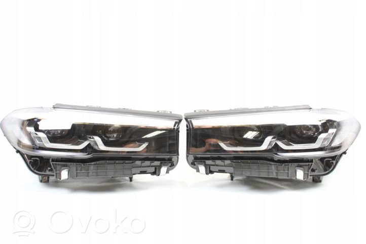 BMW 5 G30 G31 Lot de 2 lampes frontales / phare 