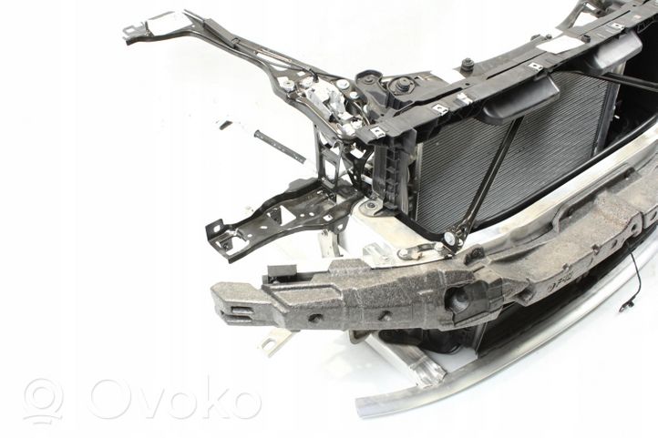 BMW 1 F40 Pannello di supporto del radiatore 