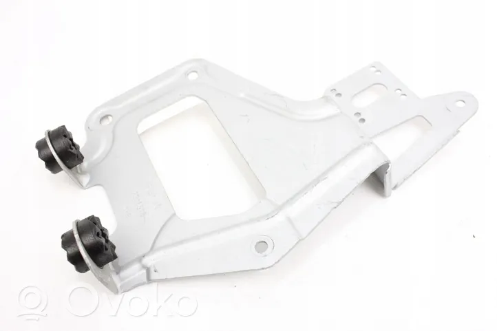 BMW 5 G30 G31 Staffa di montaggio del radiatore 9459462