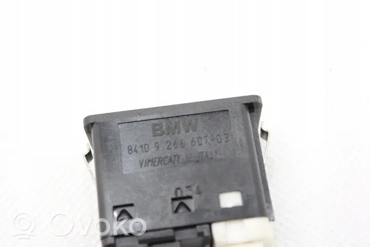 BMW X3 F25 Connettore plug in AUX 9266607