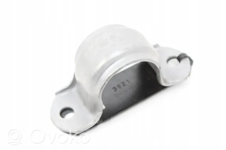 BMW 4 G22 G23 G24 G26 Mocowanie stabilizatora osi przedniej 6890581