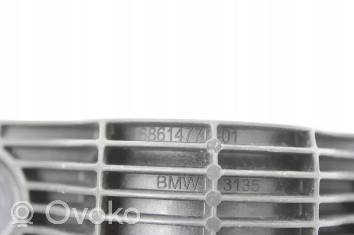 BMW 5 G30 G31 Mocowanie stabilizatora osi tylnej 6861477