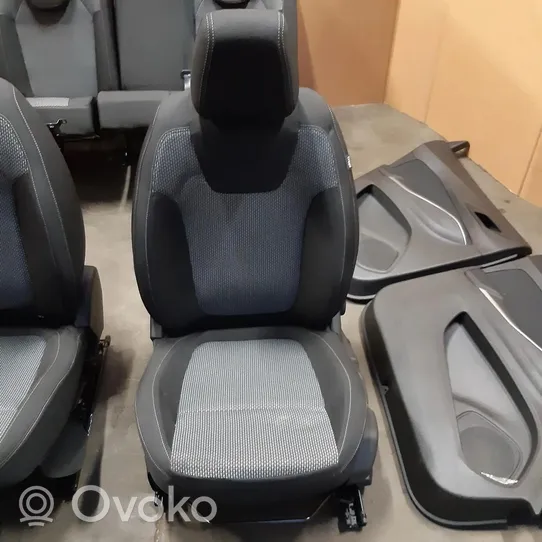 Opel Grandland X Garnitures, kit cartes de siège intérieur avec porte 