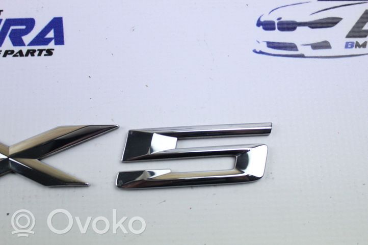 BMW X5 E53 Emblemat / Znaczek tylny / Litery modelu 