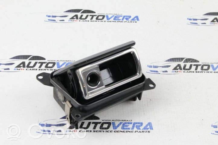 BMW 7 E38 Posacenere portiera posteriore 8125547