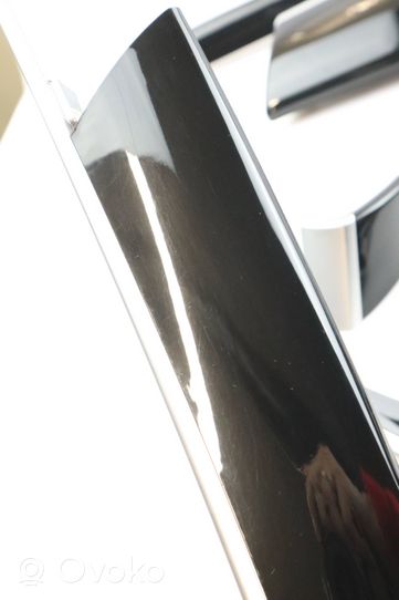 BMW X5M E70 Ramka schowka deski rozdzielczej 