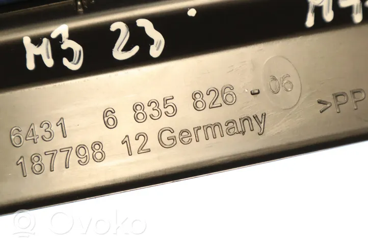 BMW M3 G80 Деталь (детали) канала забора воздуха 6835826