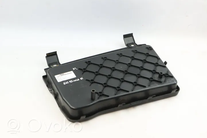 BMW 3 E46 Battery box tray cover/lid 8204089