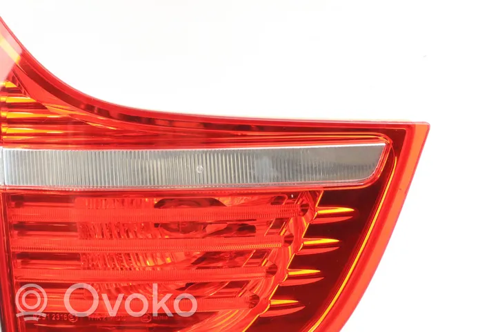 BMW X6 M Lampy tylnej klapy bagażnika 7179987