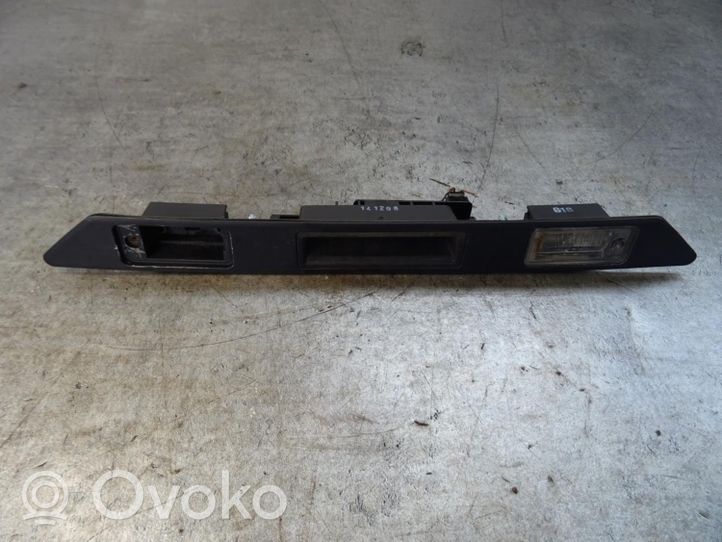 Audi A4 S4 B7 8E 8H Maniglia esterna del portellone posteriore/bagagliaio 8P0827574