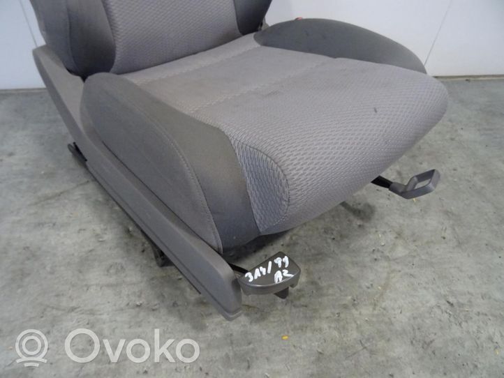 Audi A2 Priekinė keleivio sėdynė 