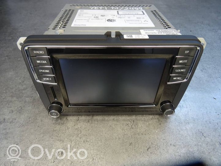 Skoda Yeti (5L) Panel / Radioodtwarzacz CD/DVD/GPS 5L0035200B