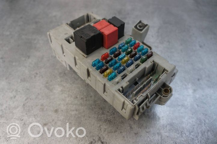 Fiat Punto (188) Module de fusibles 46788428