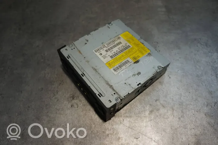 Jeep Commander Zmieniarka płyt CD/DVD P05064250AB