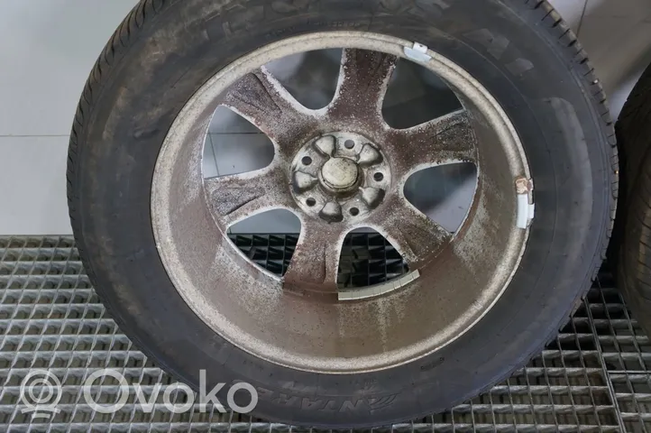 Hyundai Santa Fe R18 alloy rim 