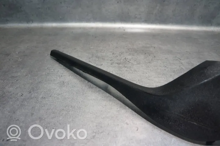 Volvo V40 Moulure de pare-chocs avant 31347088