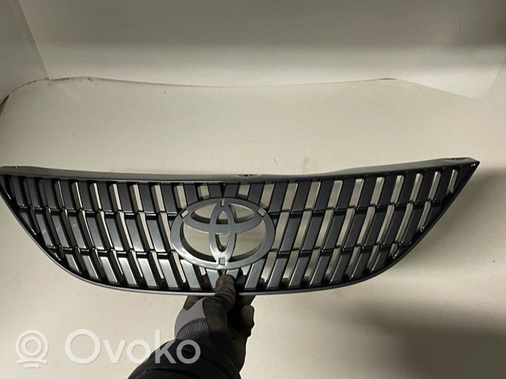 Toyota Solara Grille calandre supérieure de pare-chocs avant 53111AA070