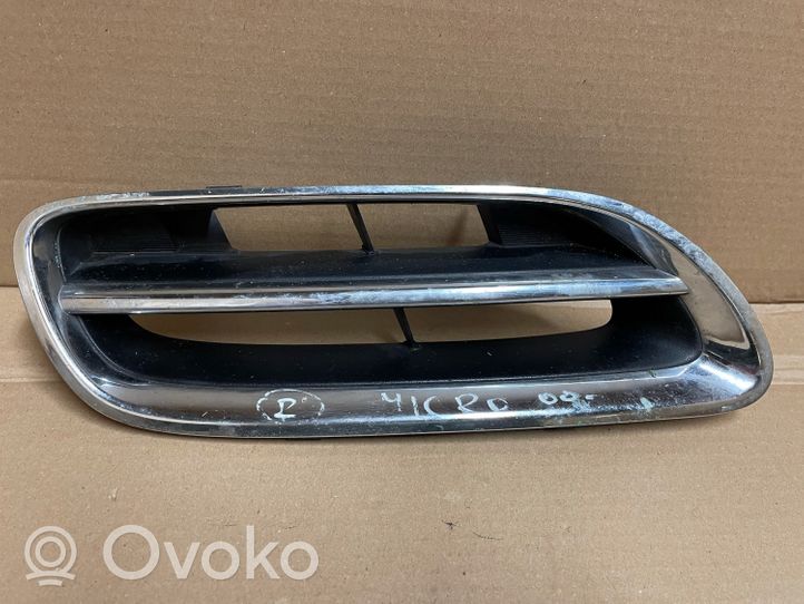 Nissan Micra Maskownica / Grill / Atrapa górna chłodnicy 623226F600