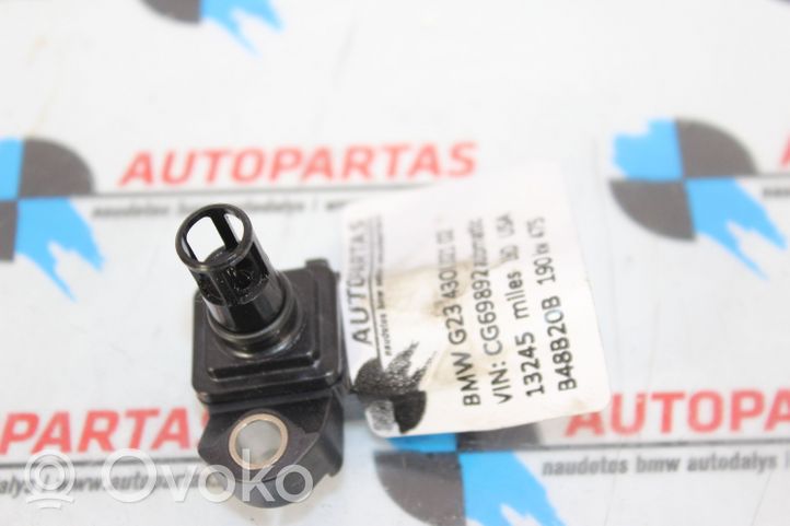 BMW 4 G22 G23 G24 G26 Czujnik ciśnienia powietrza 8637900