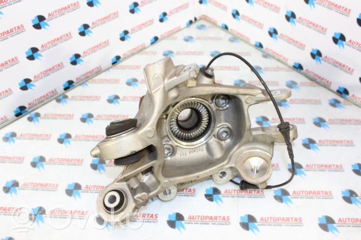 BMW 4 G22 G23 G24 G26 Pivot de moyeu arrière 6879525