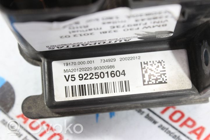 BMW 3 F30 F35 F31 Pluskaapeli (akku) 922501604