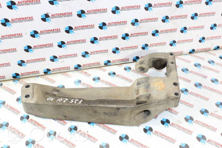 BMW X3 F25 Supporto di montaggio scatola del cambio 6786567