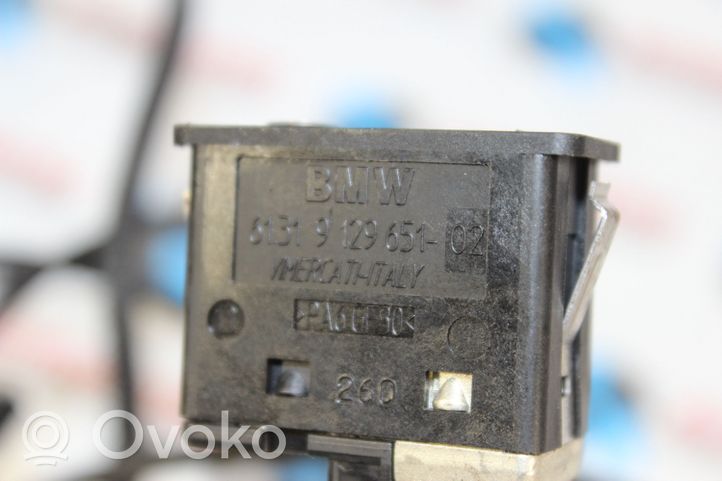 BMW 3 E90 E91 USB socket connector 9129651