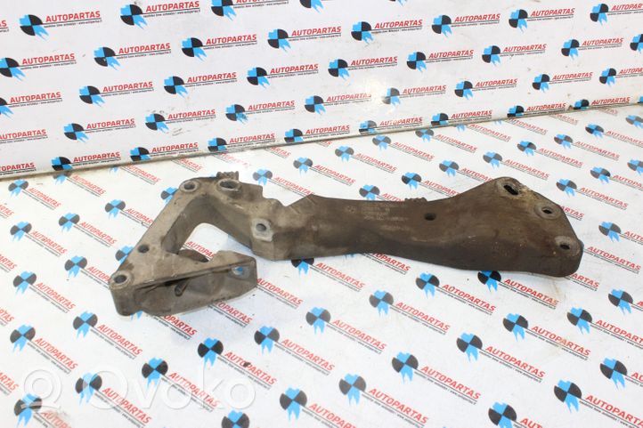 BMW 3 E90 E91 Support de boîte de vitesses 6769281