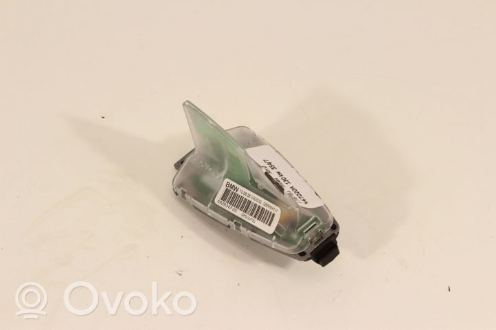 BMW 3 E92 E93 GPS-pystyantenni 1682646