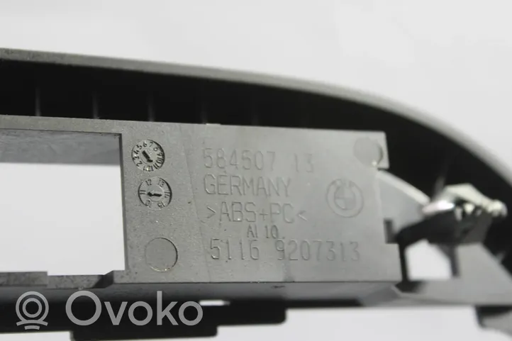 BMW 1 F20 F21 Otros repuestos del interior 9207313