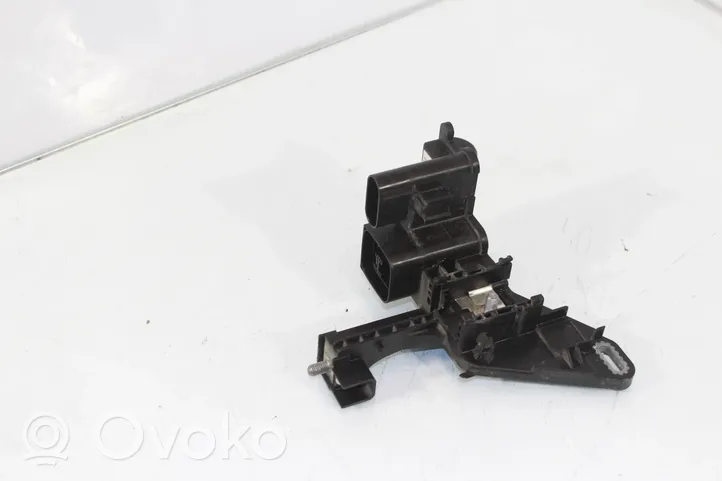 BMW 1 F20 F21 Przekaźnik sterujący prądem 922501504