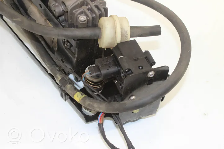 BMW 5 GT F07 Compresseur / pompe à suspension pneumatique 6794465