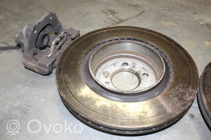 BMW 5 GT F07 Brake discs and calipers set 6786831