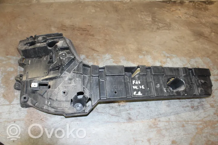 BMW X4 F26 Soporte de montaje del parachoques trasero 7338759