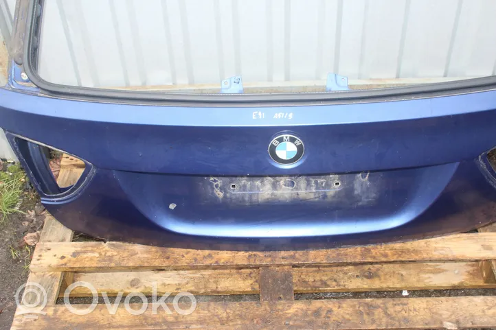 BMW 3 E90 E91 Puerta del maletero/compartimento de carga 7166105