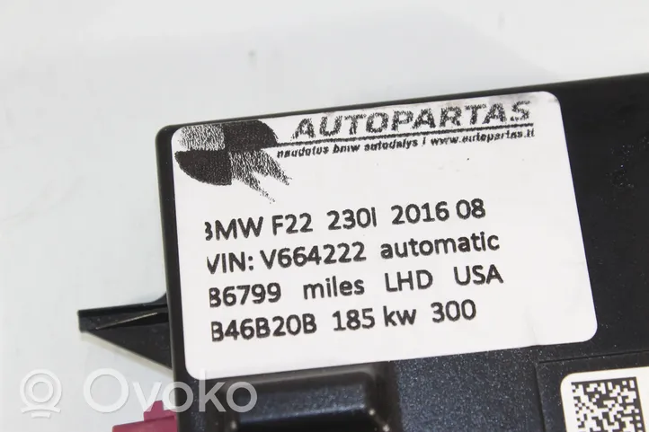 BMW 2 F22 F23 Antenos stiprintuvas 9325735