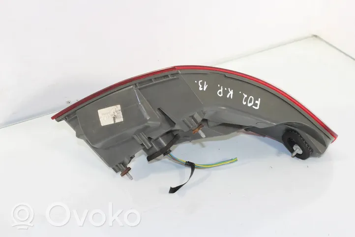 BMW 7 F01 F02 F03 F04 Задний фонарь в кузове 7300269